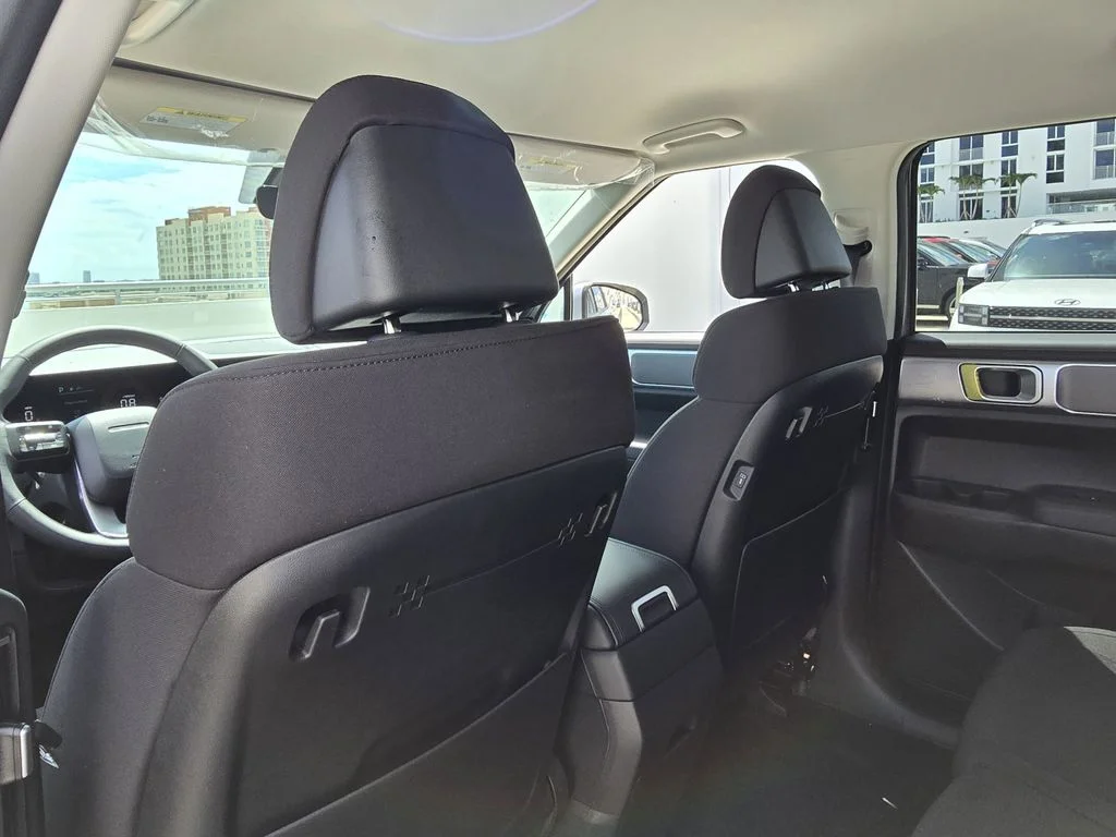 New 2026 Silver Hyundai SE image 10