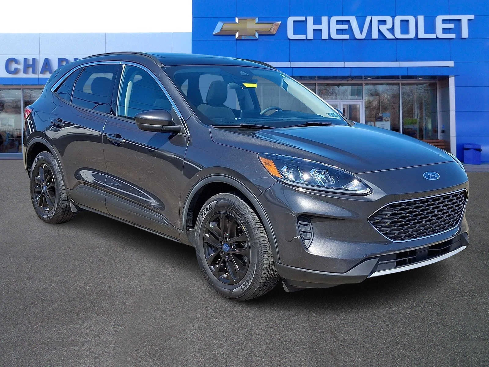 2020 Ford Escape SE