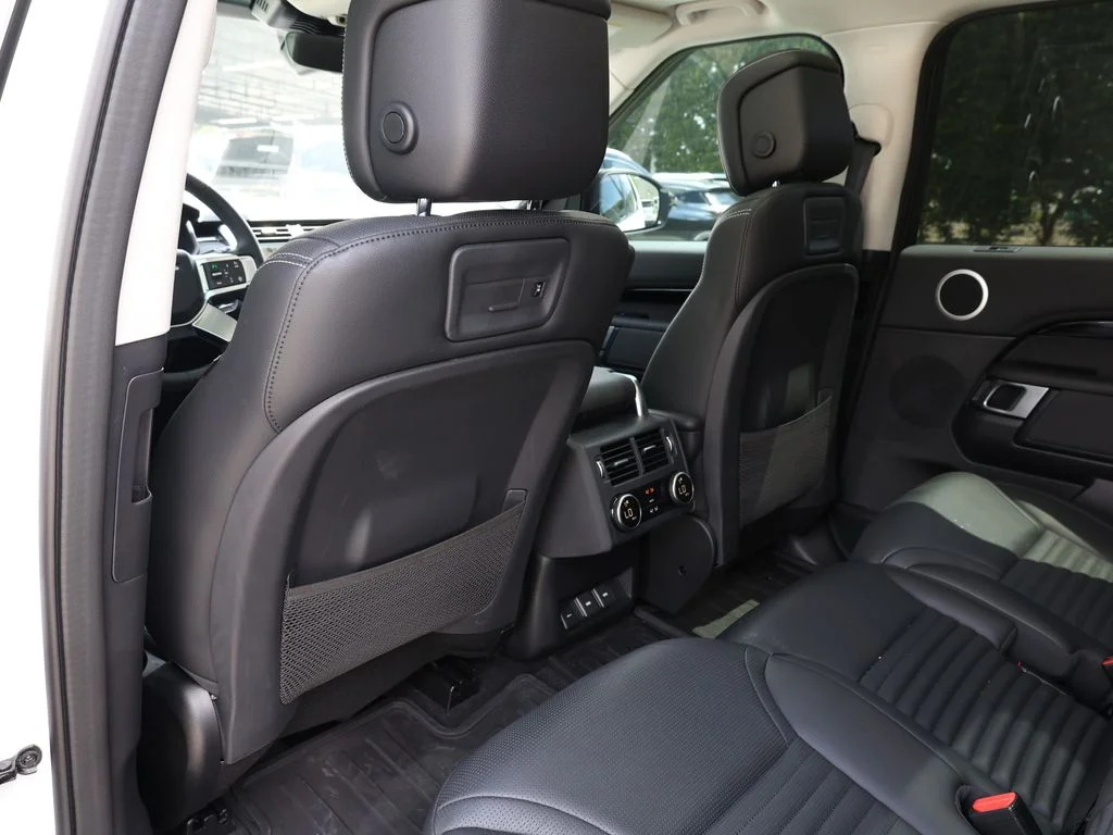 Used 2024 White Land Rover S image 20