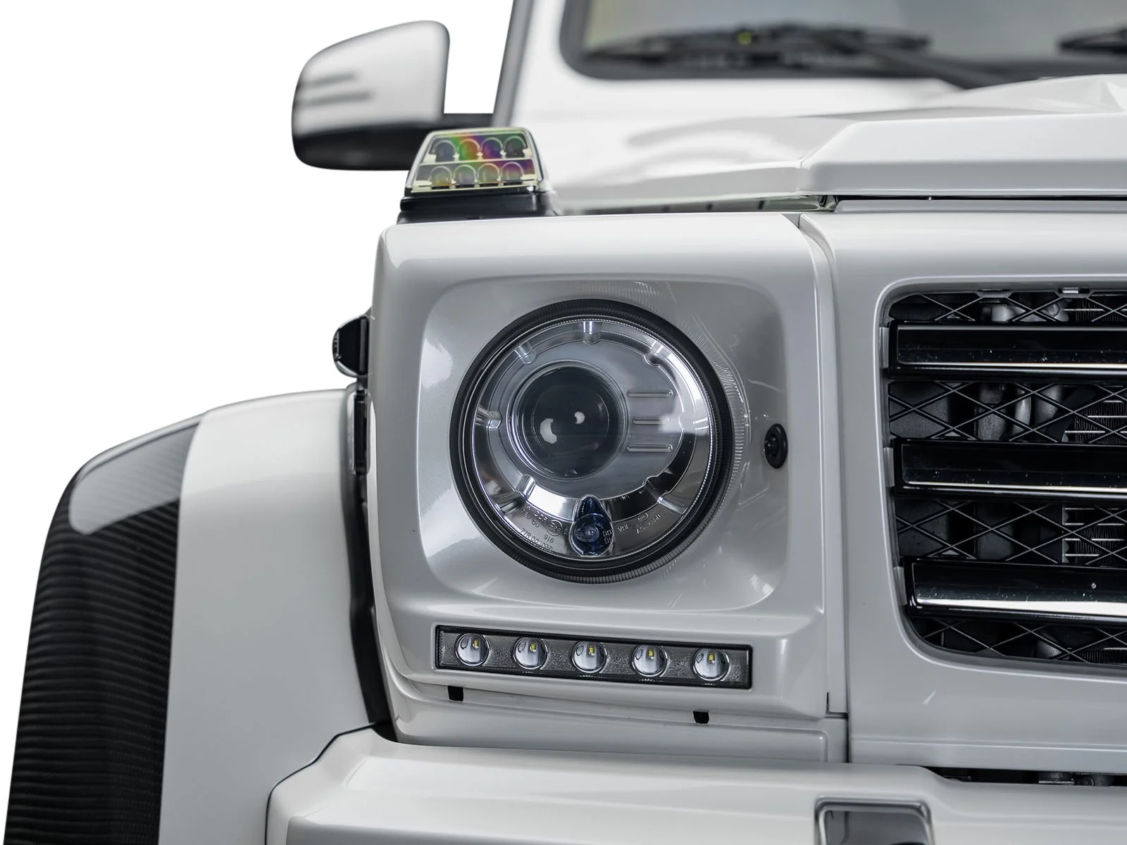 Used 2017 White Mercedes-Benz G 550 Squared image 3