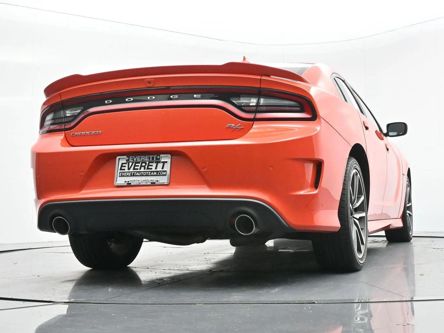 Used 2021 Go Mango Dodge R/T image 42