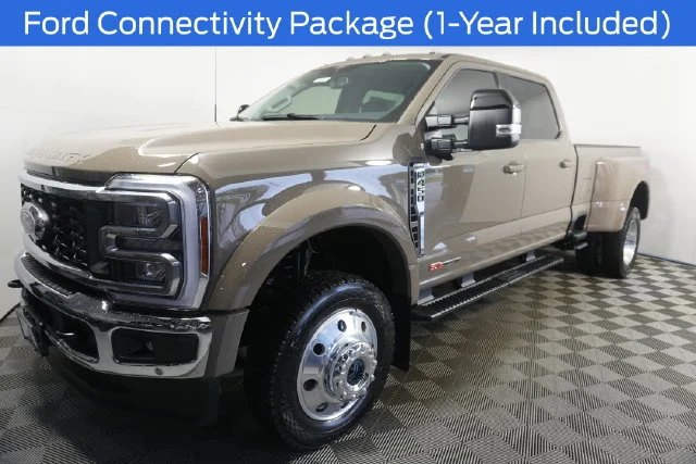 New 2027 Marsh Gray Metallic Ford F-450® Lariat® image 7