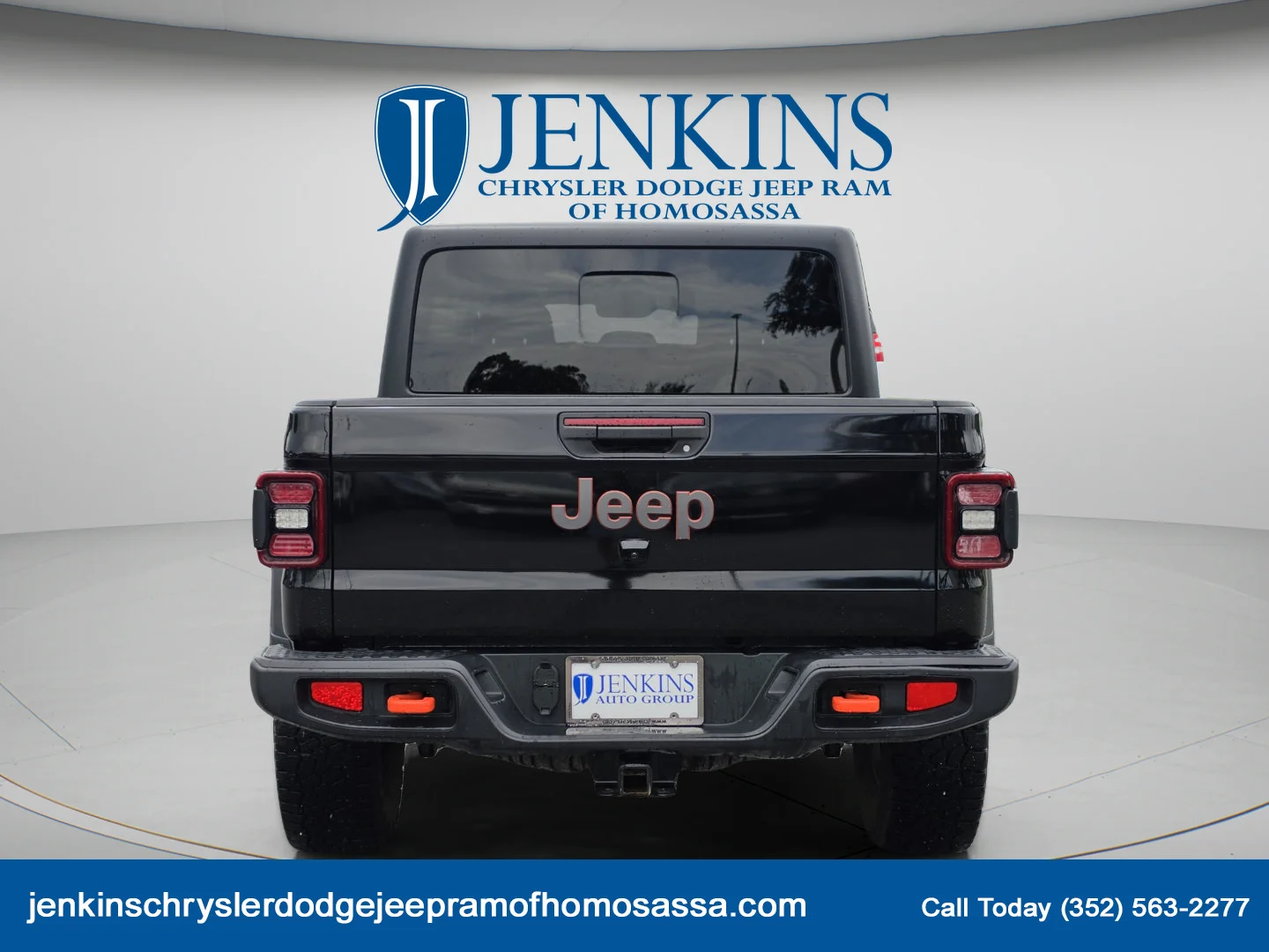 Used 2023 Black Clearcoat Jeep Mojave image 6