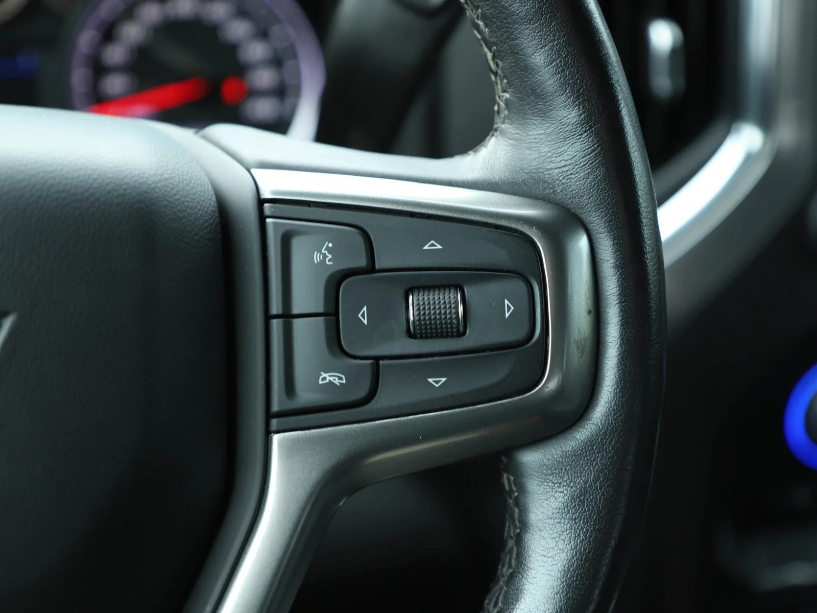 Used 2022 Cherry Red Chevrolet LT image 26