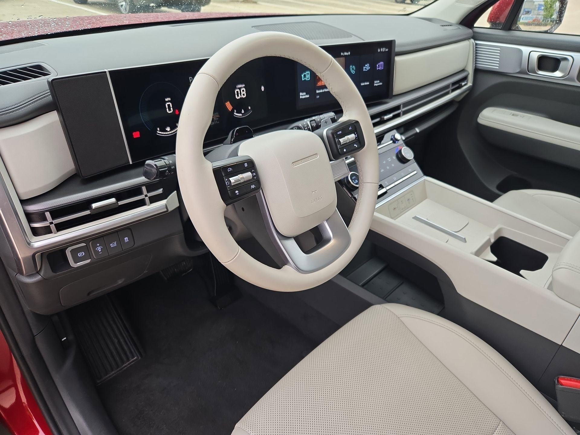 Used 2025 Ultimate Red Hyundai SEL image 12