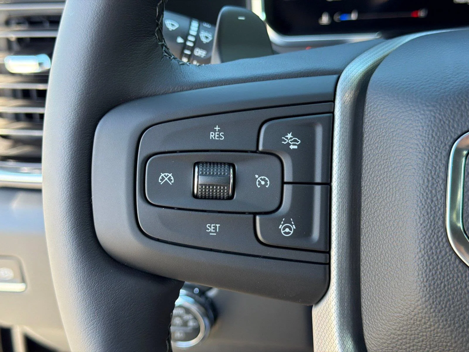 2026 GMC Sierra 1500 Denali - Photo 18
