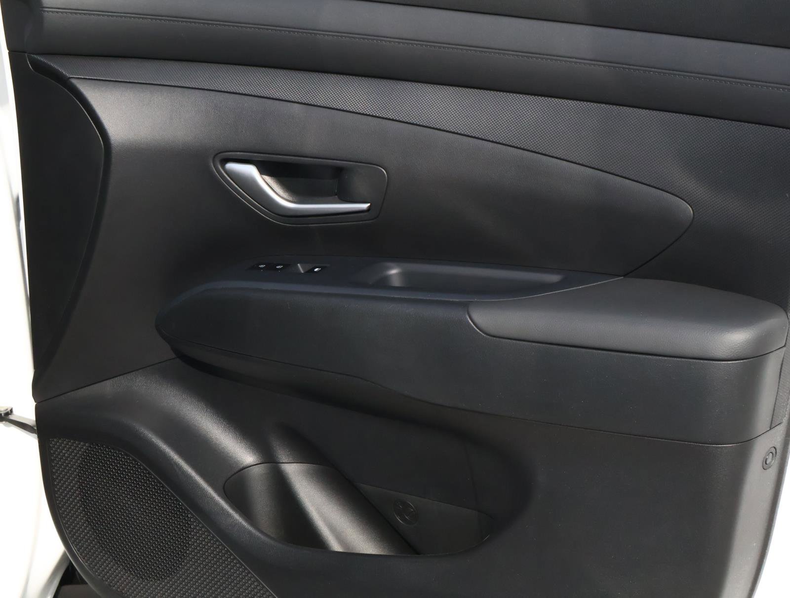 2026 Hyundai Santa Cruz SE - Photo 16
