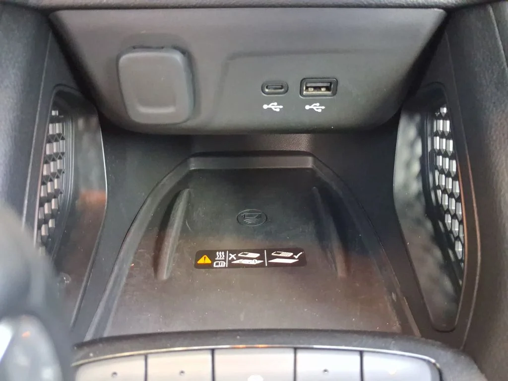 Used 2024 Gray Chevrolet ACTIV image 18