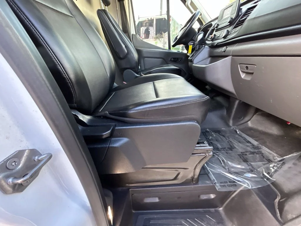 Used 2021 White Ford Base image 22
