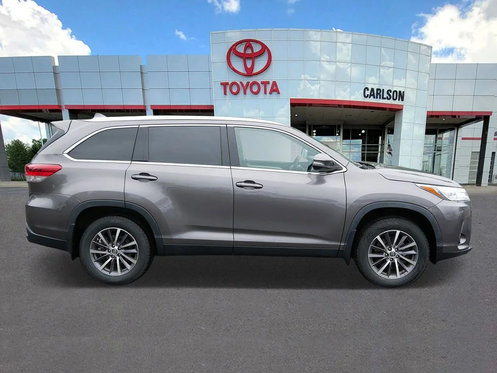 Certified Used 2019 Gray Toyota XLE image 4