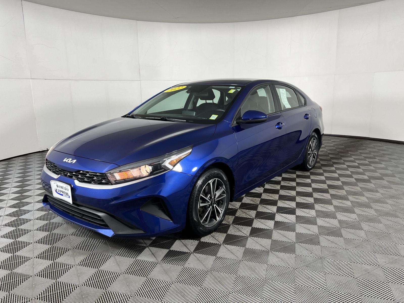 Used 2022 Deep Sea Blue Kia LXS image 34