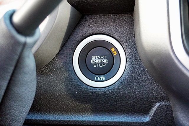 New 2026 Bright White Clear-Coat Exterior Paint RAM Big Horn image 36