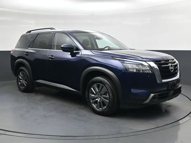 Used 2025 Blue Nissan SV image 6