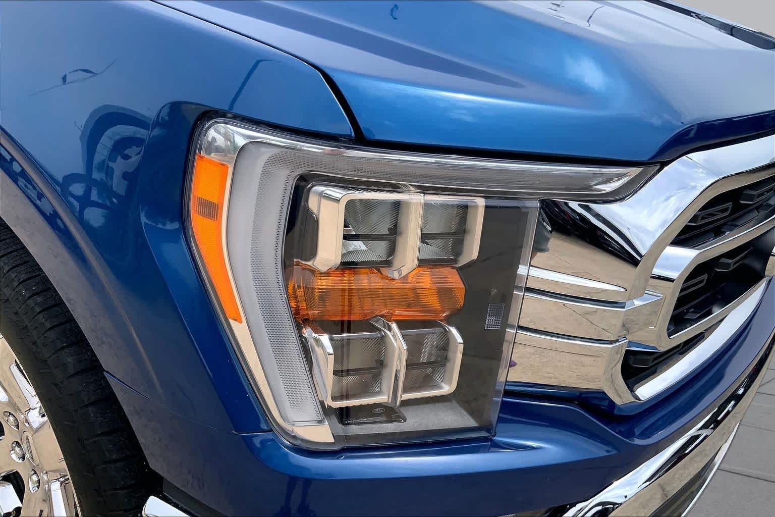Used 2023 Atlas Blue Ford XLT image 26