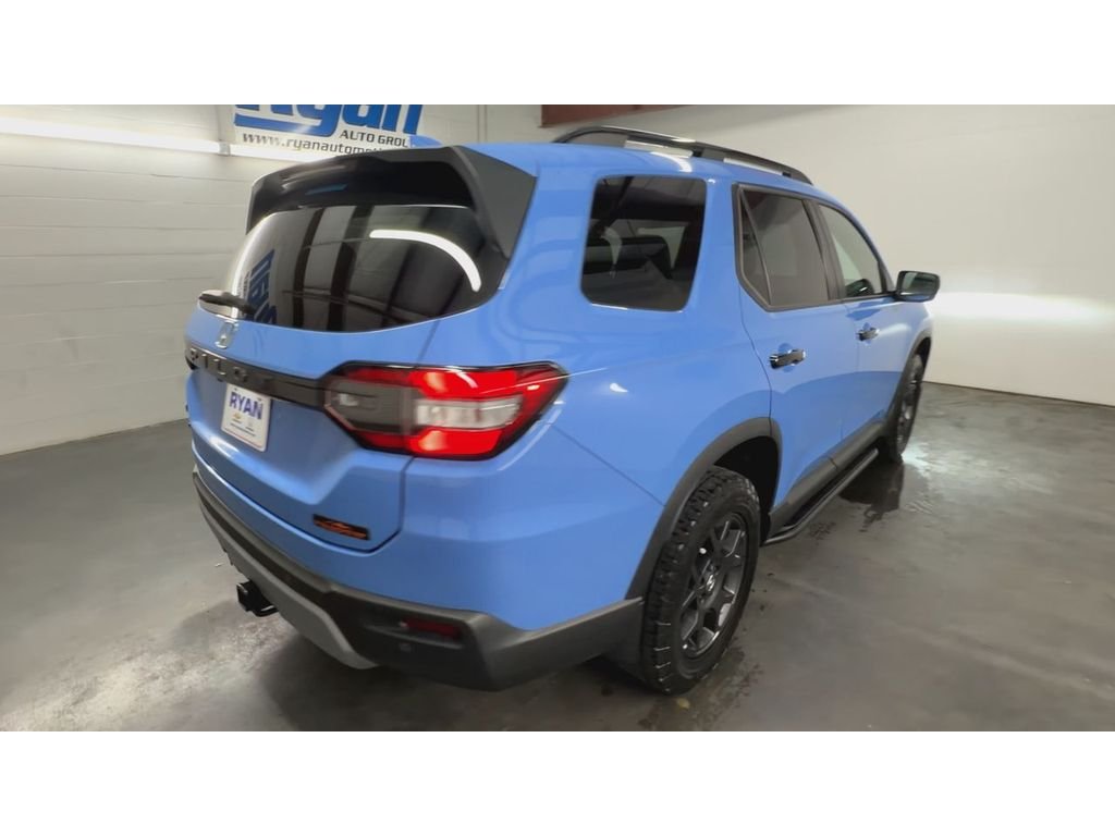 Used 2025 Diffused Sky Pearl Honda TrailSport image 8