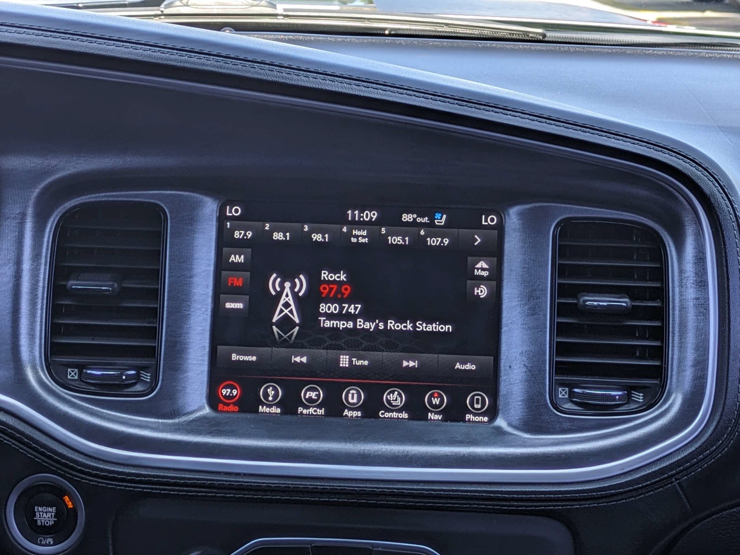 Certified Used 2019 Green Dodge R/T image 18