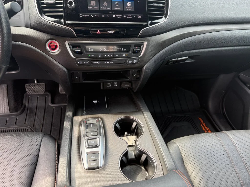 Certified Used 2025 Sonic Gray Pearl Honda AWD TRAILSPORT image 36