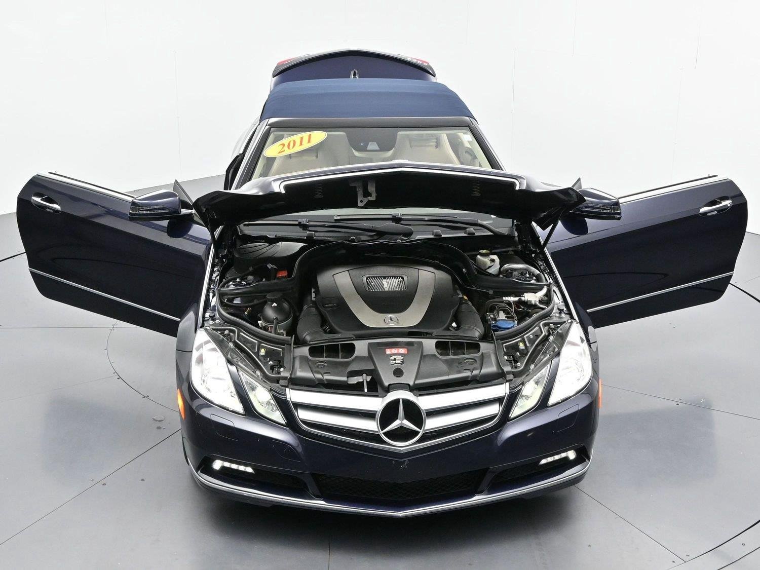 Used 2011 Capri Blue Metallic Mercedes-Benz E 350 image 44