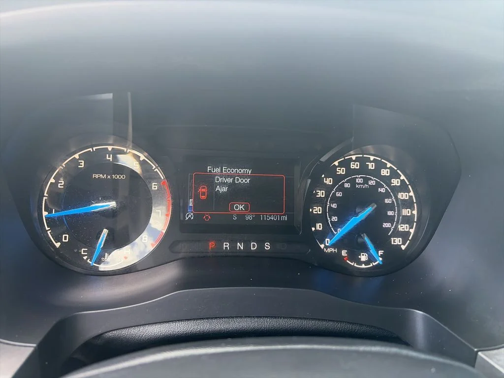 Used 2019 Silver Ford XLT image 34