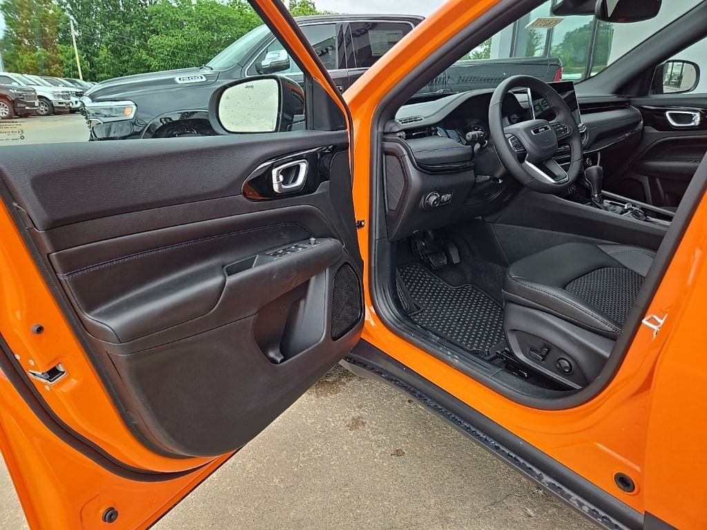 New 2026 Joose Exterior Paint Jeep Latitude image 27
