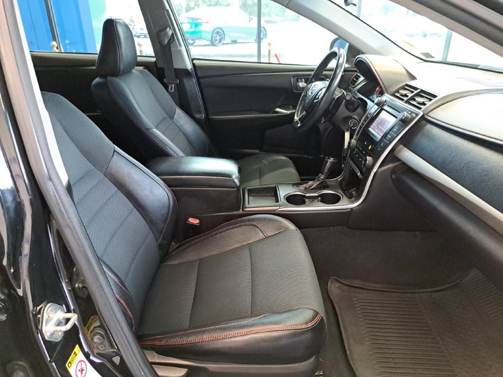Used 2017 Black Toyota LE image 35
