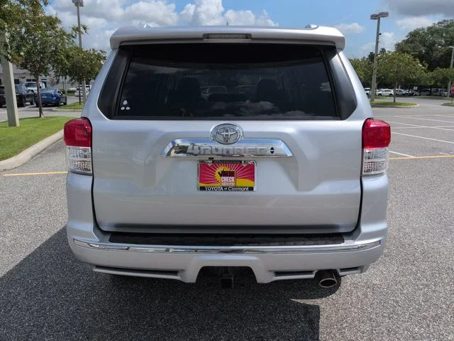Used 2010 Silver Toyota Limited image 5