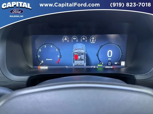 Used 2024 Silver Ford XLT image 26