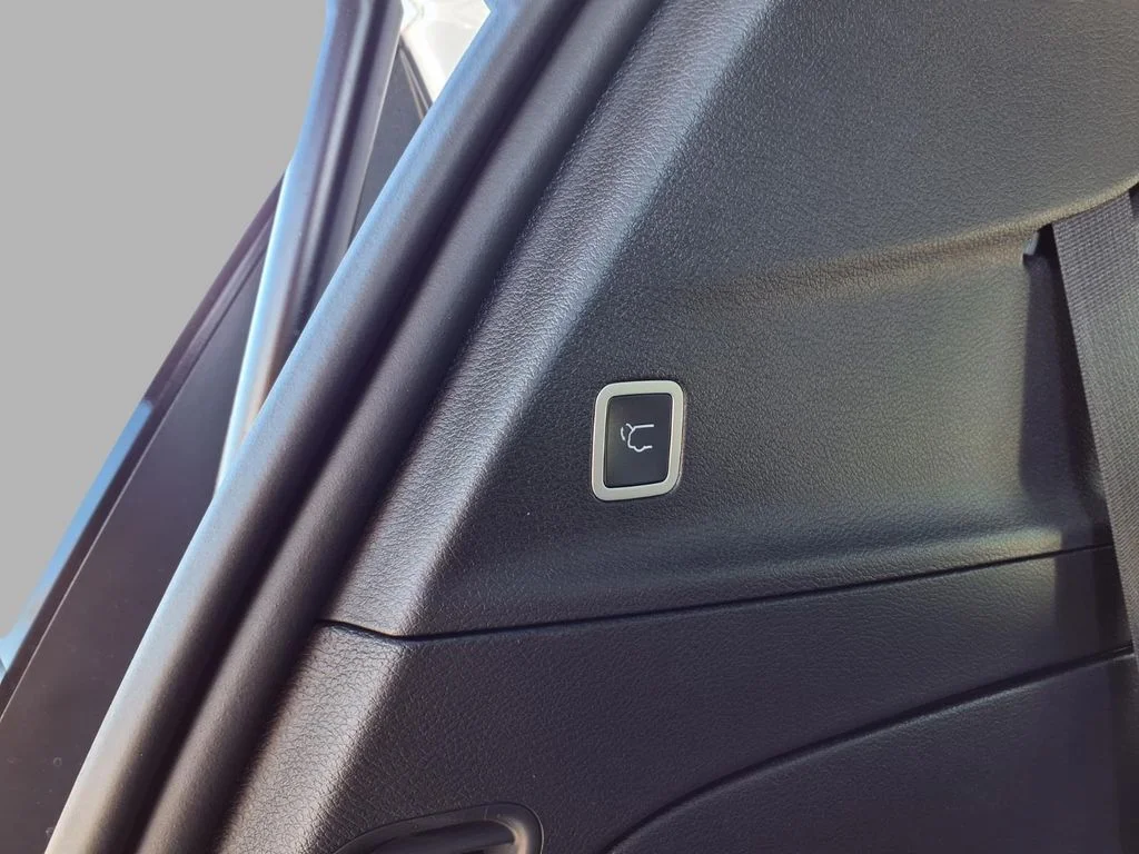 2026 Chrysler Pacifica Select - Photo 27