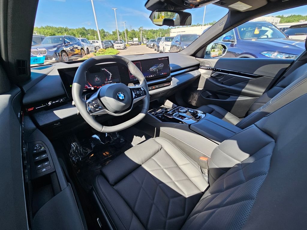 Certified Used 2025 Green BMW 530i xDrive image 22