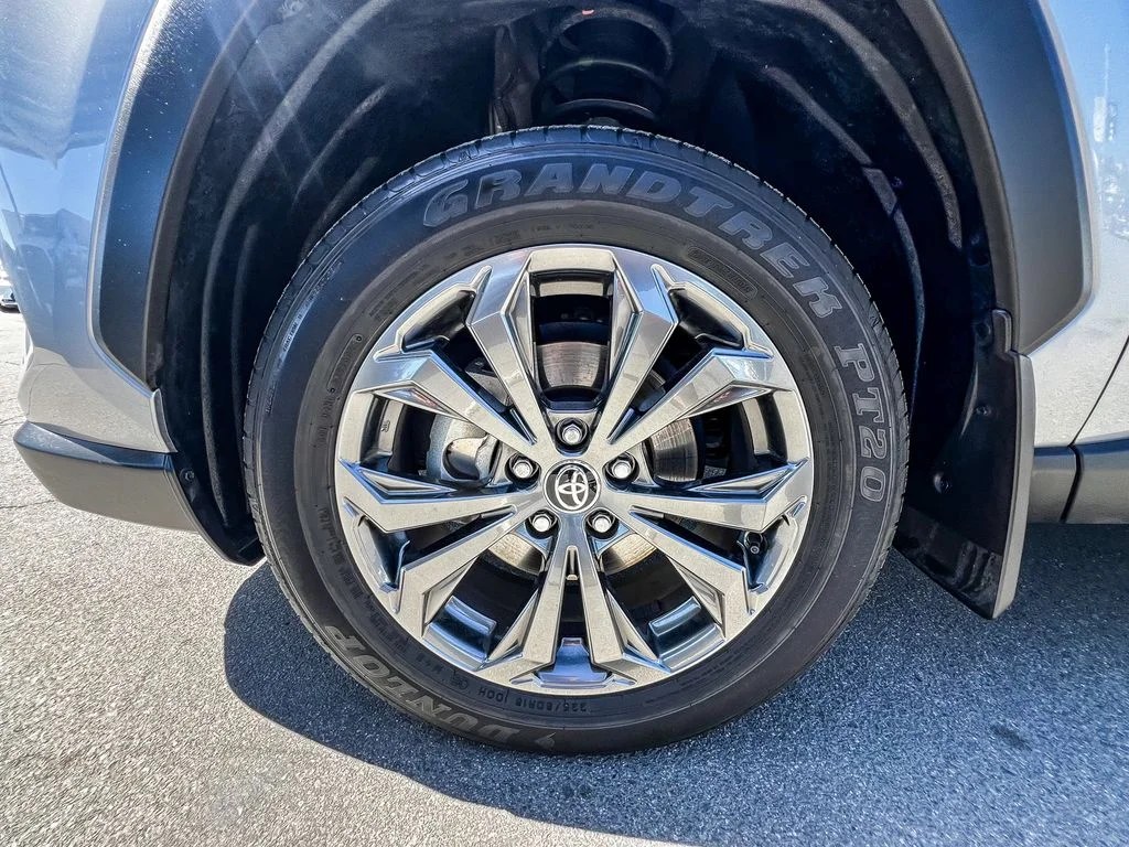 Certified Used 2024 Silver Toyota XLE Premium image 10