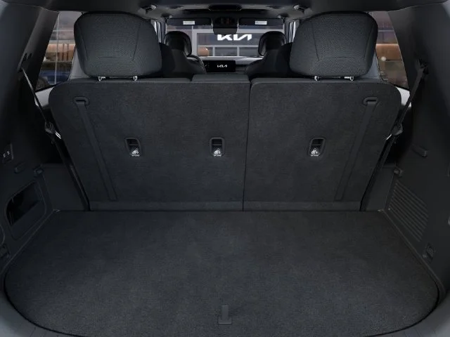 New 2027 Glacial White Pearl Kia S image 19
