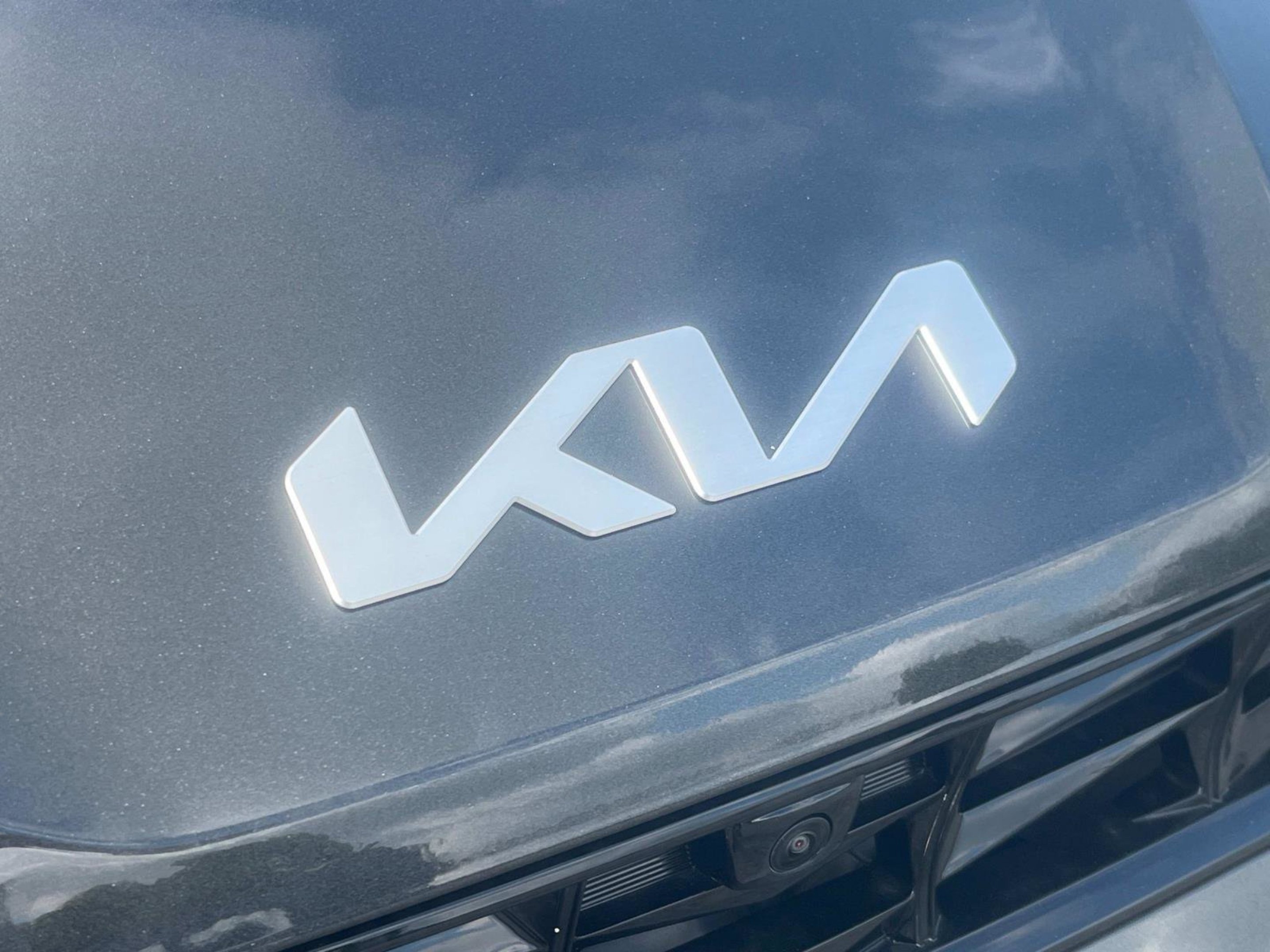 2025 Kia K5 EX - Photo 9