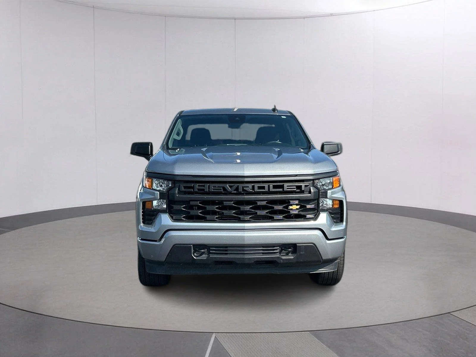 Used 2025 Sterling Gray Metallic Chevrolet Custom image 9