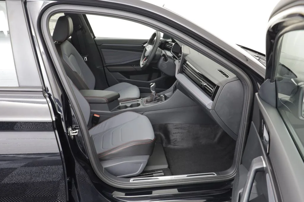 New 2026 Deep Black Volkswagen 2.0T Autobahn image 20
