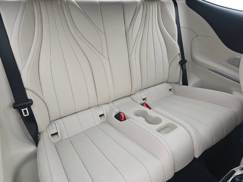 New 2026 MANUFAKTUR Moonlight White Metallic Mercedes-Benz CLE 53 AMG® image 53