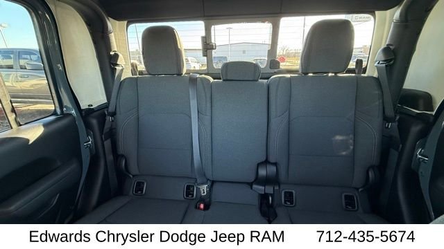 New 2026 Anvil Clearcoat Jeep Sport S image 31