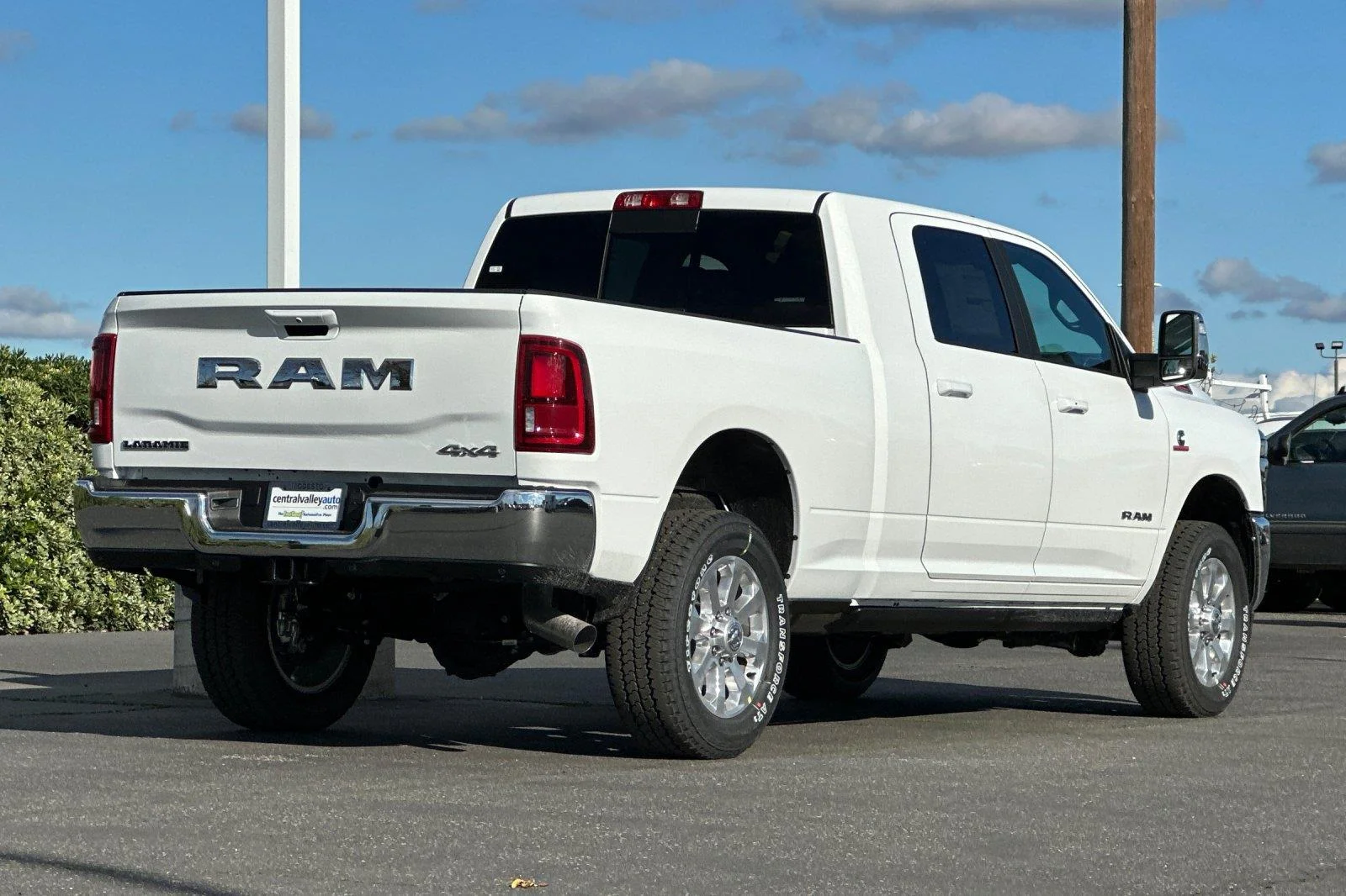 New 2026 Bright White Clear-Coat Exterior Paint RAM Laramie image 3