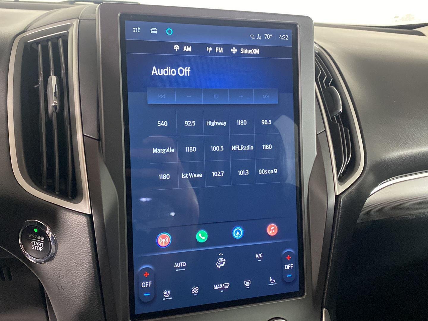 Used 2021 Blue Metallic Ford SEL image 3