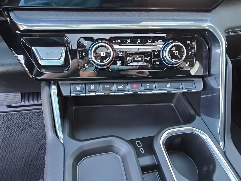 2025 GMC Sierra 3500HD Denali - Photo 16