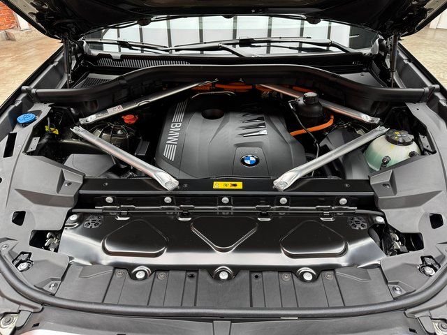 New 2026 Green BMW xDrive50e image 27