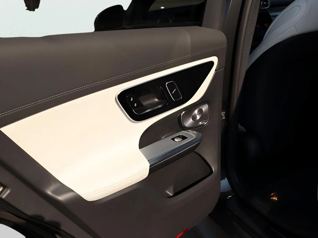 2026 Mercedes-Benz GLC Base - Photo 20