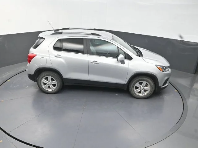 Used 2020 Silver Chevrolet LT image 18