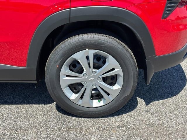 2026 Chevrolet Trax LS - Photo 4