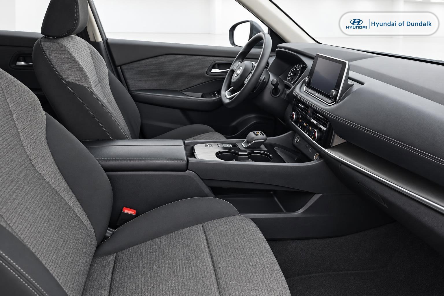 Used 2022 Gray Nissan SV image 11