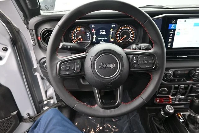 Used 2024 Silver Jeep Rubicon image 12
