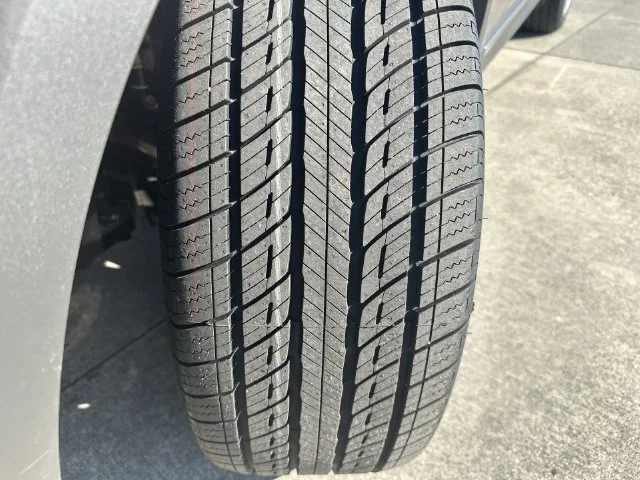 Used 2019 Brown Lincoln Reserve image 11