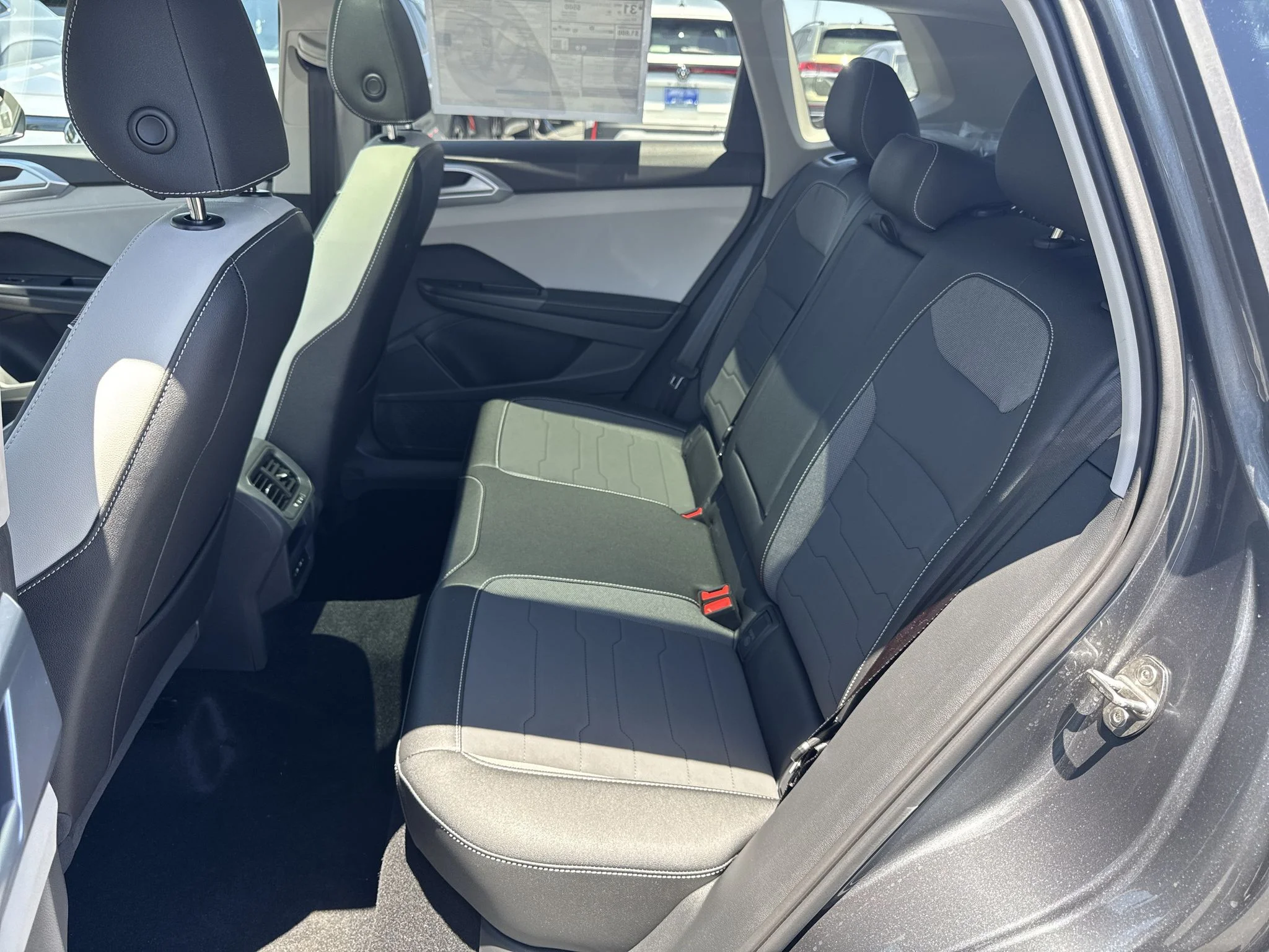 New 2026 Platinum Gray Metallic Volkswagen SE image 32