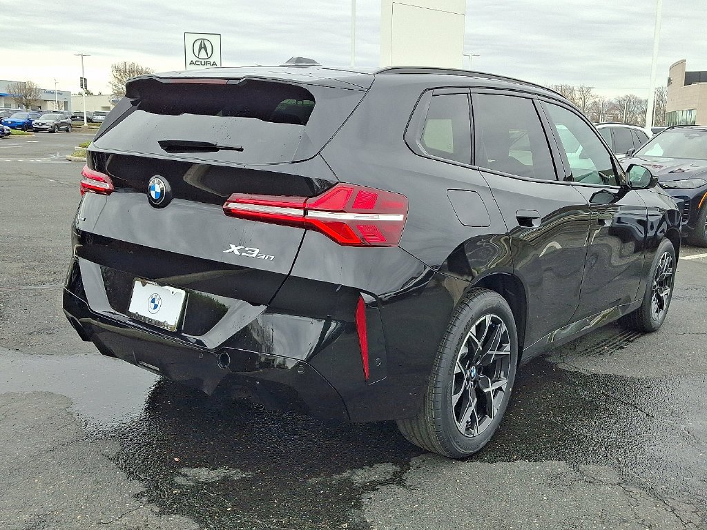 Used 2026 Black Sapphire Metallic BMW 30 xDrive image 4