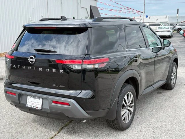 2026 Nissan Pathfinder SL - Photo 7