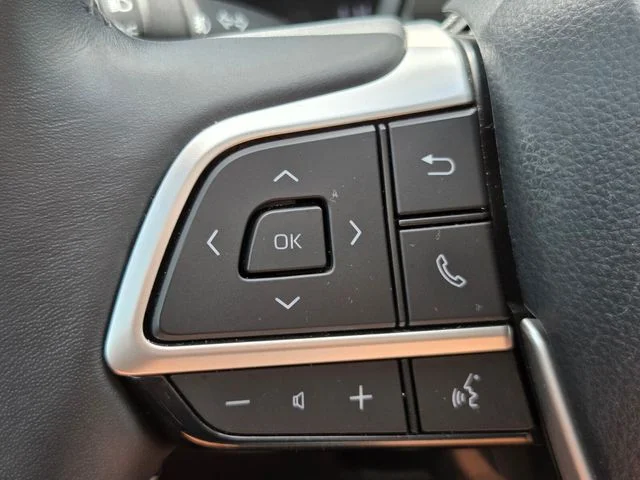 Used 2024 Black Toyota XLE image 21